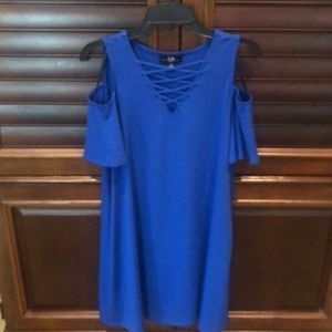 Cold shoulder dress size S